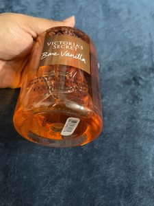 VS BARE VANILLA SHOWER GEL