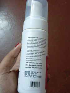 ethiglo lightening serum and facewash comb