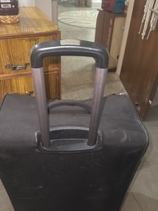 Black Strolly Big By American Tourister.