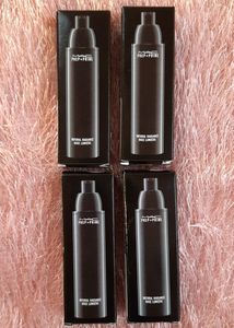 Mac Natural Radiance Base Lumiere