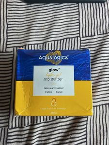NEW Aqualogica Glow+ Moisturizer