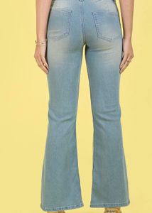 Woman Bootcut Midrise Clean Look Strechable Jean