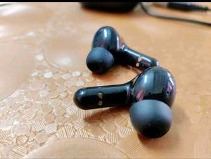 Mivi Earbuds - Excellent Condition