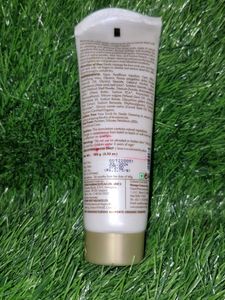 Ozone D-tan Scrub