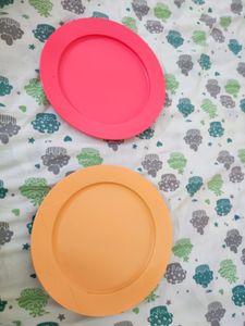 Round Dinner Plates