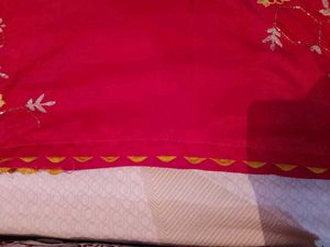 Stylish Saree With Desinger Blouse