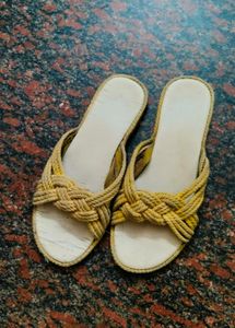 Black Flats With Free Complementary Yellow Flat
