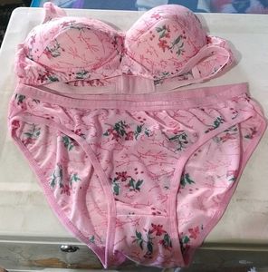 Floral Lingerie Set