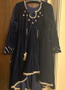 Elegant Blue Velvet Kurta