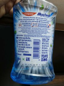 Colgate MaxFresh Antibacterial Mouthwash 250ml