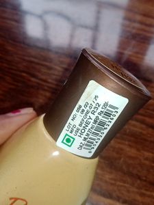 Dazller Moisturizing Liquid Foundation With Sunscreen(HONEY R32)