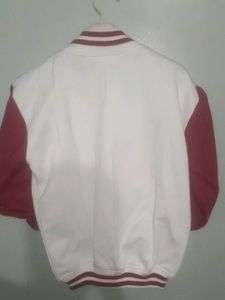 White Jarse With Maroon Contrast Sleve