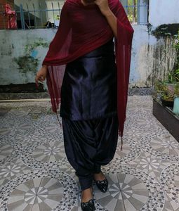 Sleeveless Patliya Suit Salwar