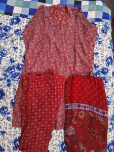 Floral Print Kurta Pajama Set