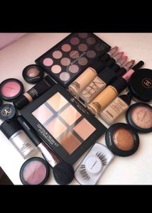 Mystery Makeup 💄 Box🥳