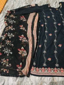 Embroidered Kurta Set
