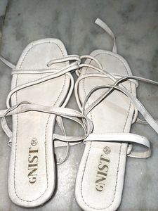 Gnist Tie Up Flats