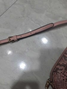 Lavie Reptilian Sling Bag