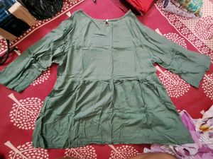 max Embroidered Round-Neck Tunic