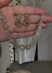 Trendy Necklace Set