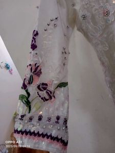 Pakistani White Embroidered Kurta Set