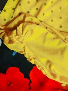Yellow🌈Top