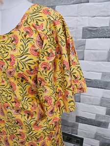 Yellow Umbrella Sleeves Top