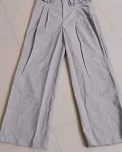 High waist trousers with belt