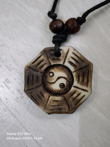 ying Yang Adjustable Chain Thread Pendant