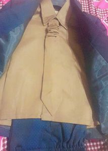 Boys&#39; Blue Suit Set