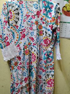 Floral Print Dress with Lace Trim