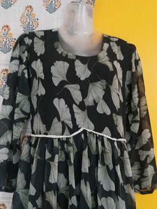 Beautiful Leaf Print Midi Dress