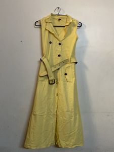Yellow Sleeveless Dress With Belt