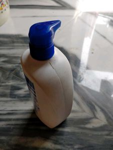 NEW WITH TAG HEAD&amp; SHOULDERS SHAMPOO