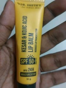 Dr.sheths kesar and kojic acid lip balm