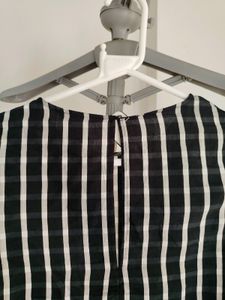 H&amp;M Ribbon Blouse