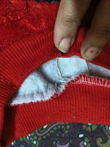 Cute Red Girl&#39;s sweatshirt for 2-4 years
