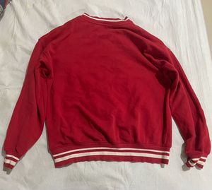 H&amp;M Red sweatshirt with Print🎀