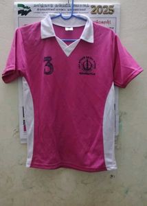 5 In 1 Sports T-shirt (Size S And M)