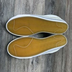 Nike Court Legacy Suede Cobblestone