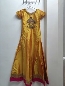 Elegant Gold Ethnic Gown