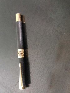 Elegant Black Pen