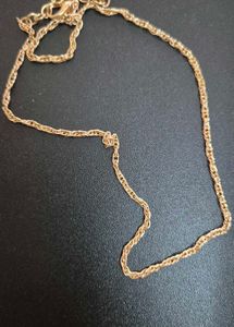 Elegant Gold Necklace