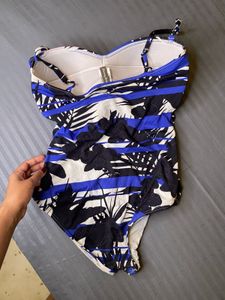 padded Bodyfit top