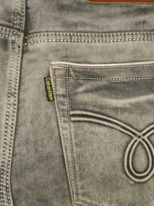 Damage Jeans For Women , Comfortable And Looking