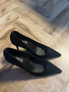 Mango Black Pointed Satin Heels