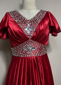Red carpet dress