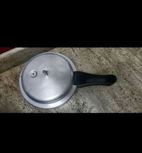 Pigeon 3 Liter Cooker