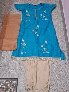 Cotton Chudhidar with mild taste