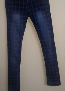 Ckecked Jean Pant